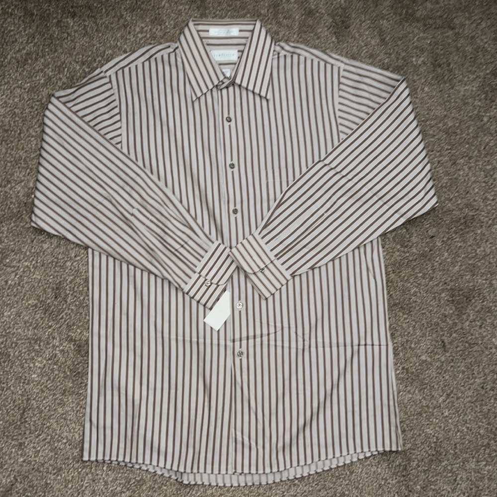 NEW Van Heusen dress shirt